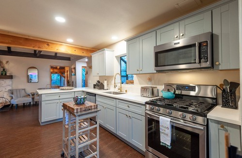 Twin Peaks Cabin | Summer Escape Near Lake Arrowhead Village