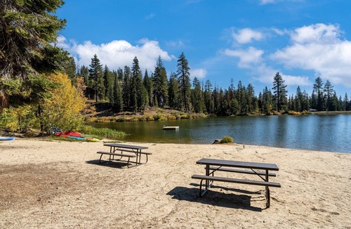 Bear Valley Condo | Sunny Studio Ski Loft - Creekside #103 by Bear Valley Vacation Rentals