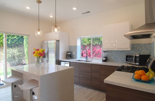 Vista Norte House | Sunsplashed, Fully Renovated Palm Springs Modern with Pool, Spa, Fire Pit