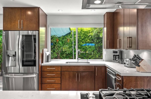 Deepwell Estates House | Suntan Palms - Bold Design, Poolside Fun, Spa, Fire Pit & Views