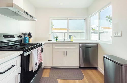 Valle Lindo House | Sweet 2BR 25% OFF monthly stay! 20 mi to Disney