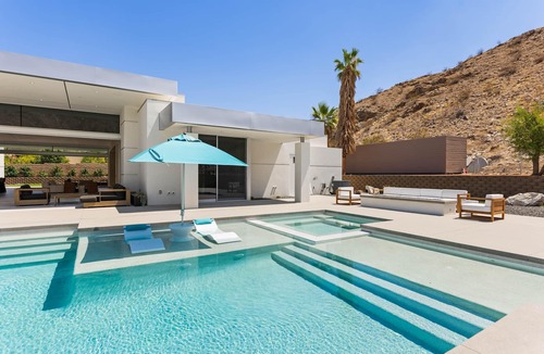Palm Desert House | The Desert Mountain Compound