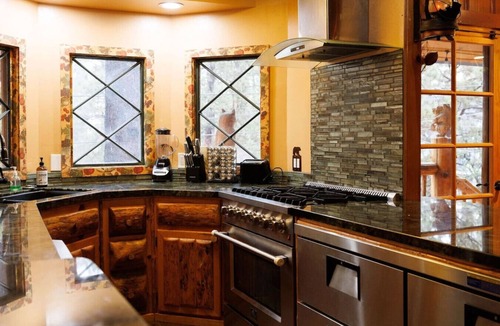 Big Bear Cabin | The Fox Lodge - Luxury Cabin w/Heated Indoor Pool & Poker Room