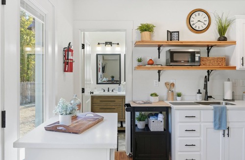 Boulder Creek House | The Grand Gathering - Two Homes - Sleeps 14 - Trails + Prime Redding Location