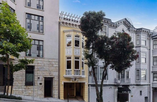 Nob Hill Cabin | The Marilyn Monroe Suite, Private Room atop of Nob Hill