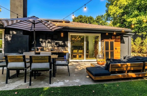 Mount Helix House | The Palmera | Designer Coastal Retreat w/Pool