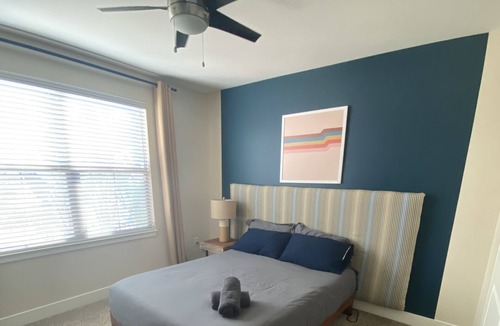 Morena Apartment | This apartment is a 2 bedroom(s), 2.5 bathrooms, located in San Diego, CA.