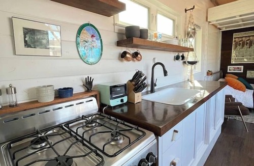 North and East House | Tiny House Getaway - Bay Area