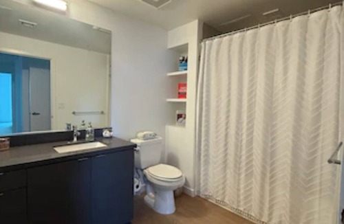 Waterfront Apartment | tnPrivate Bedroom & Bathroom in Shared Unit of Luxury Mid-Rise in DT Long Beach