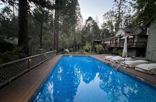 Twain Harte House | Tranquil Twain Harte Retreat for 8: Private Pool/Spa, Lake Access, Walk to Town