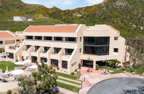 Malibu Hotel | Villa Graziadio Executive Center at Pepperdine University
