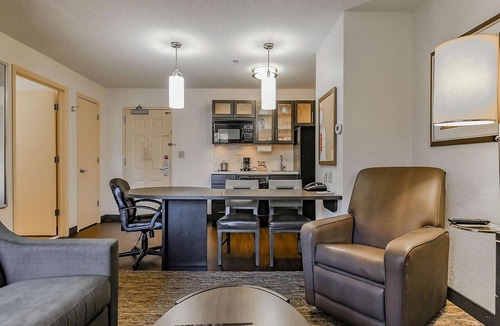 Irvine Apartment | Visit Irvine Spectrum Center! Pet-friendly Property, Full Kitchen!