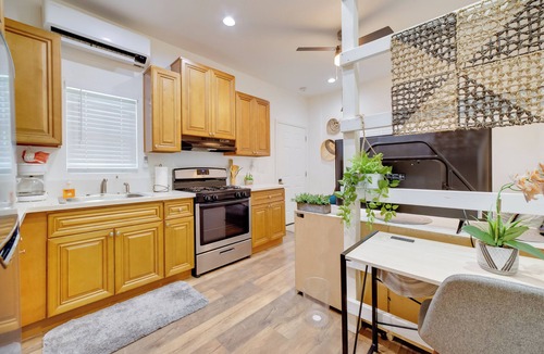 Riverside Apartment | Work & Play! Extended Stay 2 Mi to Dtwn Riverside