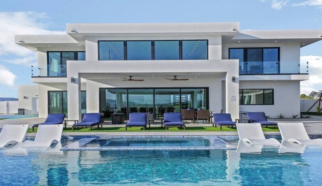# 1 Vacation Rental in California for Large Groups