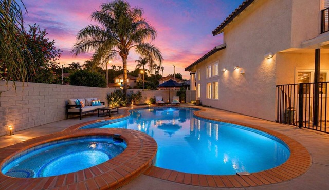 194 Lux Santa Clarita Home: Pool, Spa & Family Fun
