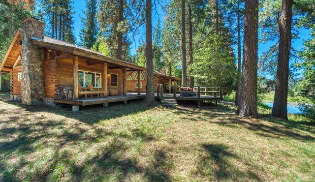 2 Riverfront Cabins, 200 Acres Near Plumas Forest in Graeagle