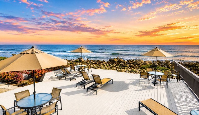 25% Off August! Ocean Front, Walk To Beach, W/Pool