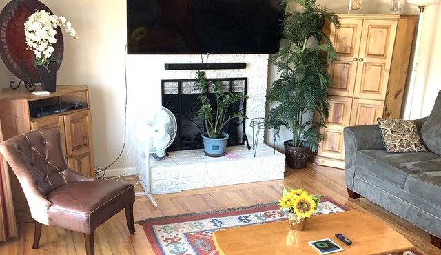 2bds, 2ba whole house