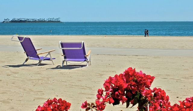 4-bedroom beach house in Belmont shore