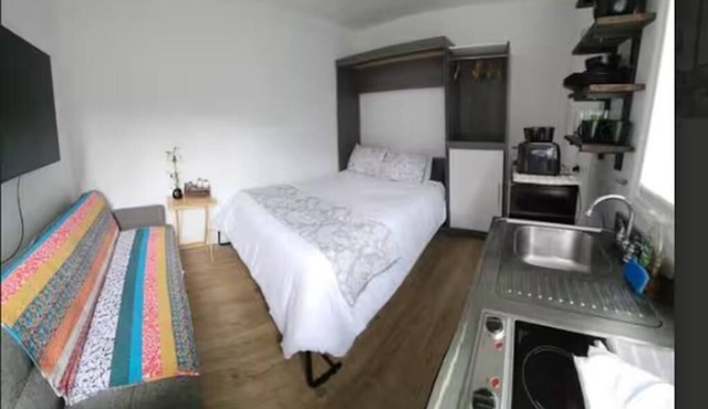 Amazing Studio in Pasadena!