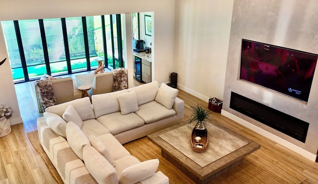 At the Omni - Fully remodeled home for Sports People and Family fun get aways!