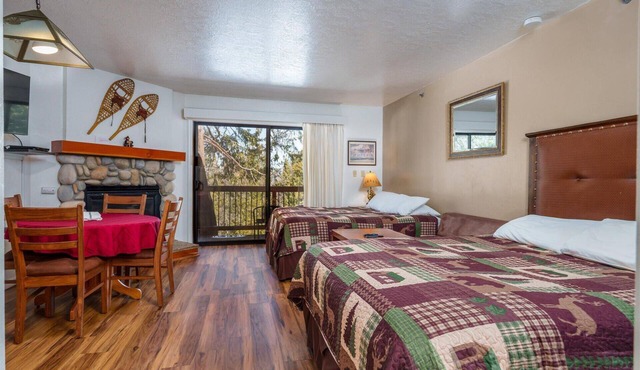 (B109) Studio Condominiums