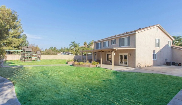 Baby Showers, Birthdays & Weddings — Private Venue Loma Linda, Sleeps 16