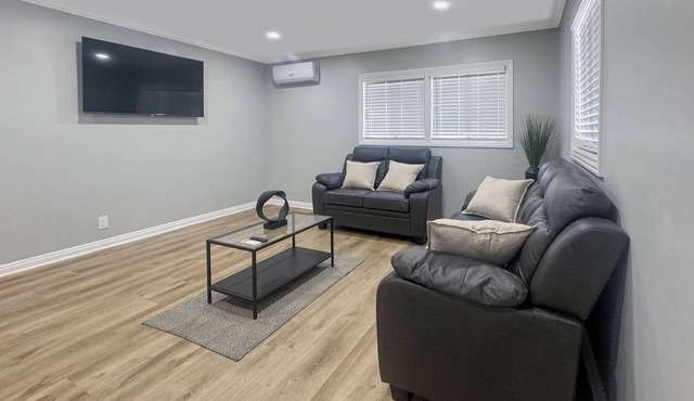 Beautiful & modern 3-bedroom home in Compton CA, with a great outdoor space.
