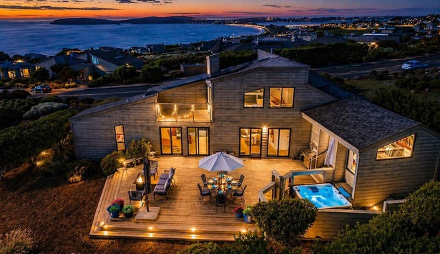 Bodega Bay Personal Resort! Golf, Waves, & Seals! Ocean Vibes! HtTb~Sea Casa