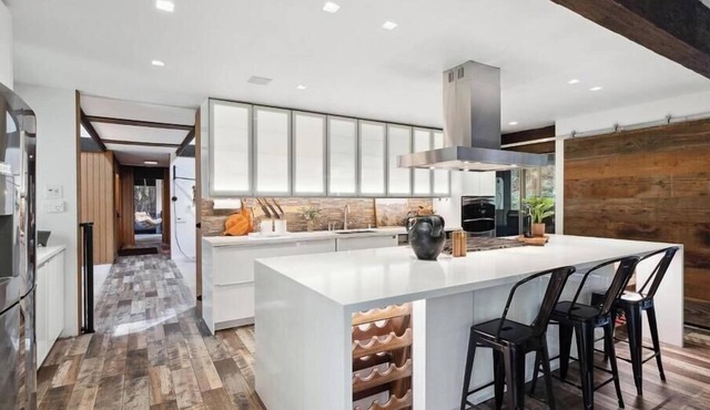 Breathtaking Retreat in the Redwoods -2BR/1.5BA