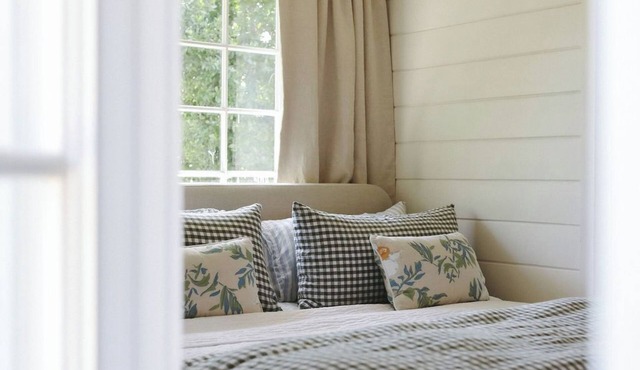 Car Week Special: Must Rent Entire Month: Cottage in the Heart of Carmel Valley