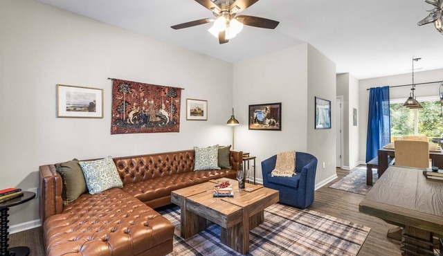 Charming 5bd - BBQ - Deck- 4mins Duke University in Durham