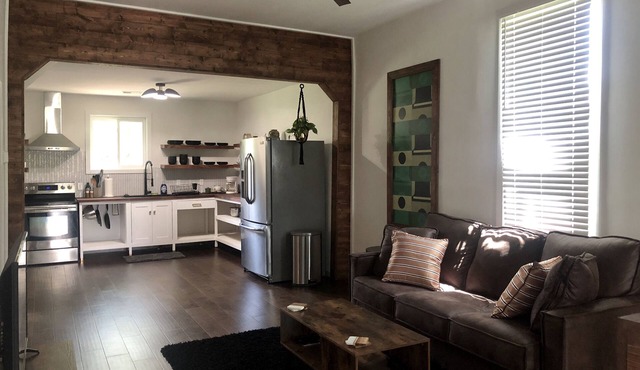 Chic Charming Private Home - Enjoy a unique Nashville. in Nashville