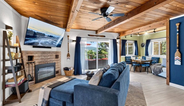 Clear Lake Home + Boat Parking