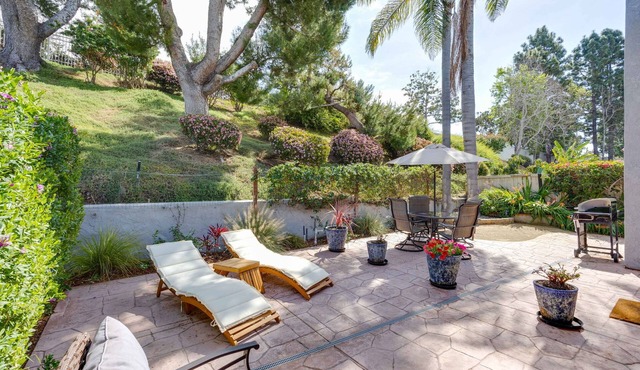 Coastal Retreat in Gated Community! 3BR/2.5 Bath Carlsbad Home