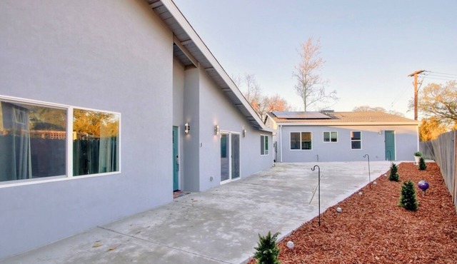 Colusa Commons 4 BR 3 BA near UC Davis