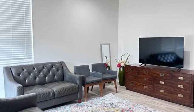 Comfortable Home away from home in Duncan