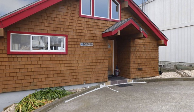 Cozy Coastal Retreat in the Village at Dillon Beach