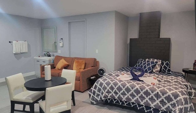 Cozy & Convenient Studio living Good time Vegas
