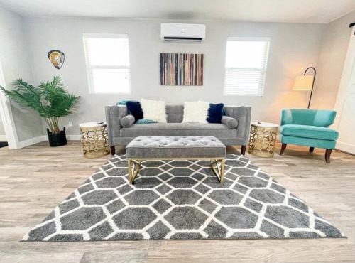 Cozy Entire Home Gateway to Sequoia Pet Friendly