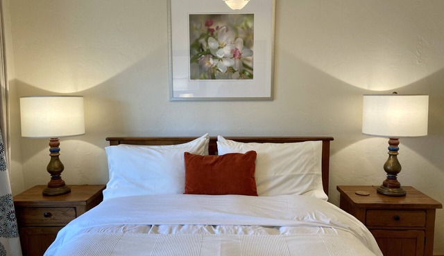 Cozy & Relaxing - Family Friendly - Cheerful 2-bed 2-bath home