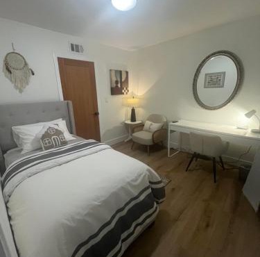 Cozy Room in Buena Park