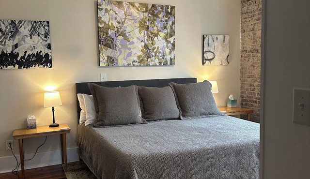 Creative Corner Suite in Centerville
