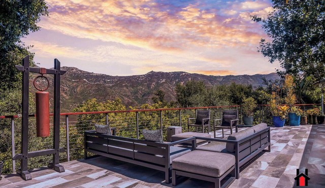 Deck w/Canyon Views| Pool, Fire Pit & Outdoor Tub