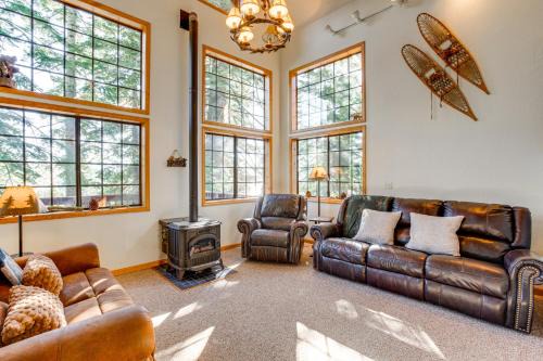 Deck w/Mountain Views: Cabin in Bear Valley!