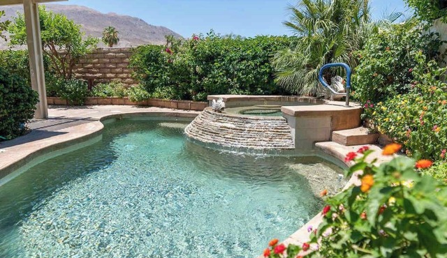 Desert Oasis at Palm Lodge