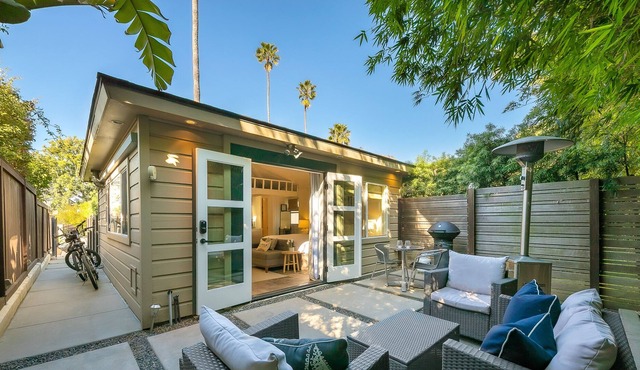 Dog-Friendly Studio w/Private Patio, Gas Grill, Kitchenette, Partial A/C, & WiFi