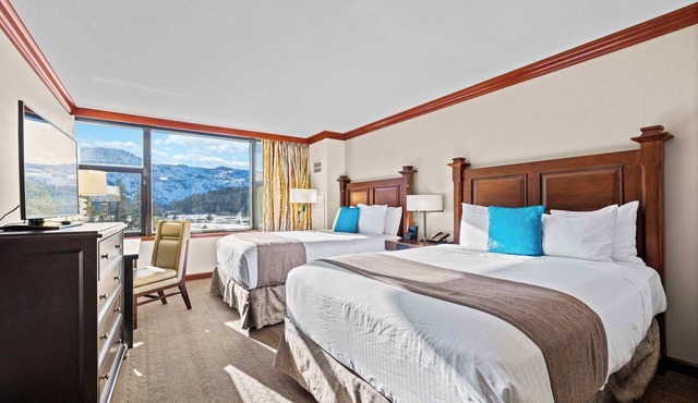 Double Queen Valley View-Zero Resort Fees in July