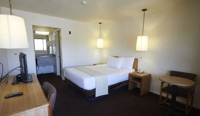 E-Z 8 Motel Newark