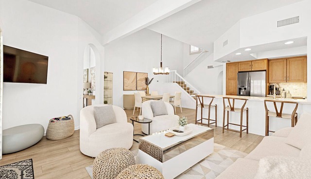 Foxtail Luxe Retreat by GPM - New Ironwood CC Condo/private hot tub